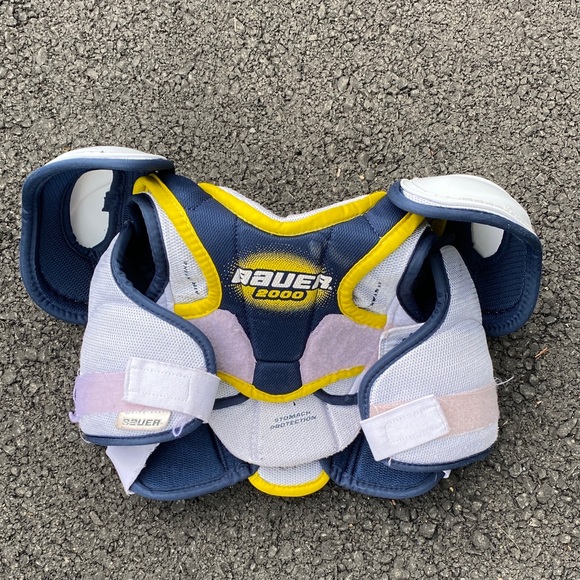 Bauer 2000 Navy and Yellow Shoulder Pads - Picture 1 of 2